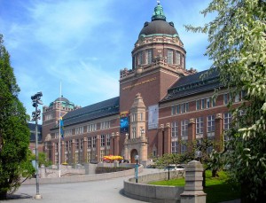 1280px-Naturhistoriska_Riksmuseet_Stockholm_(2010)